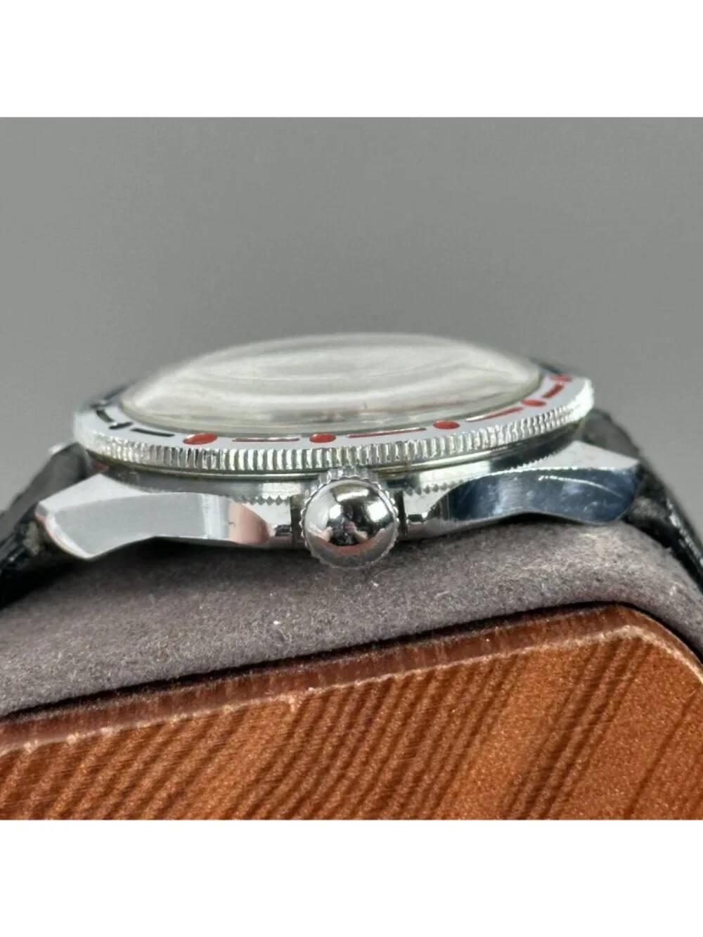 Vintage Vostok Komandirskie Paratrooper Watch Green Dial Mechanical 17 Jewels